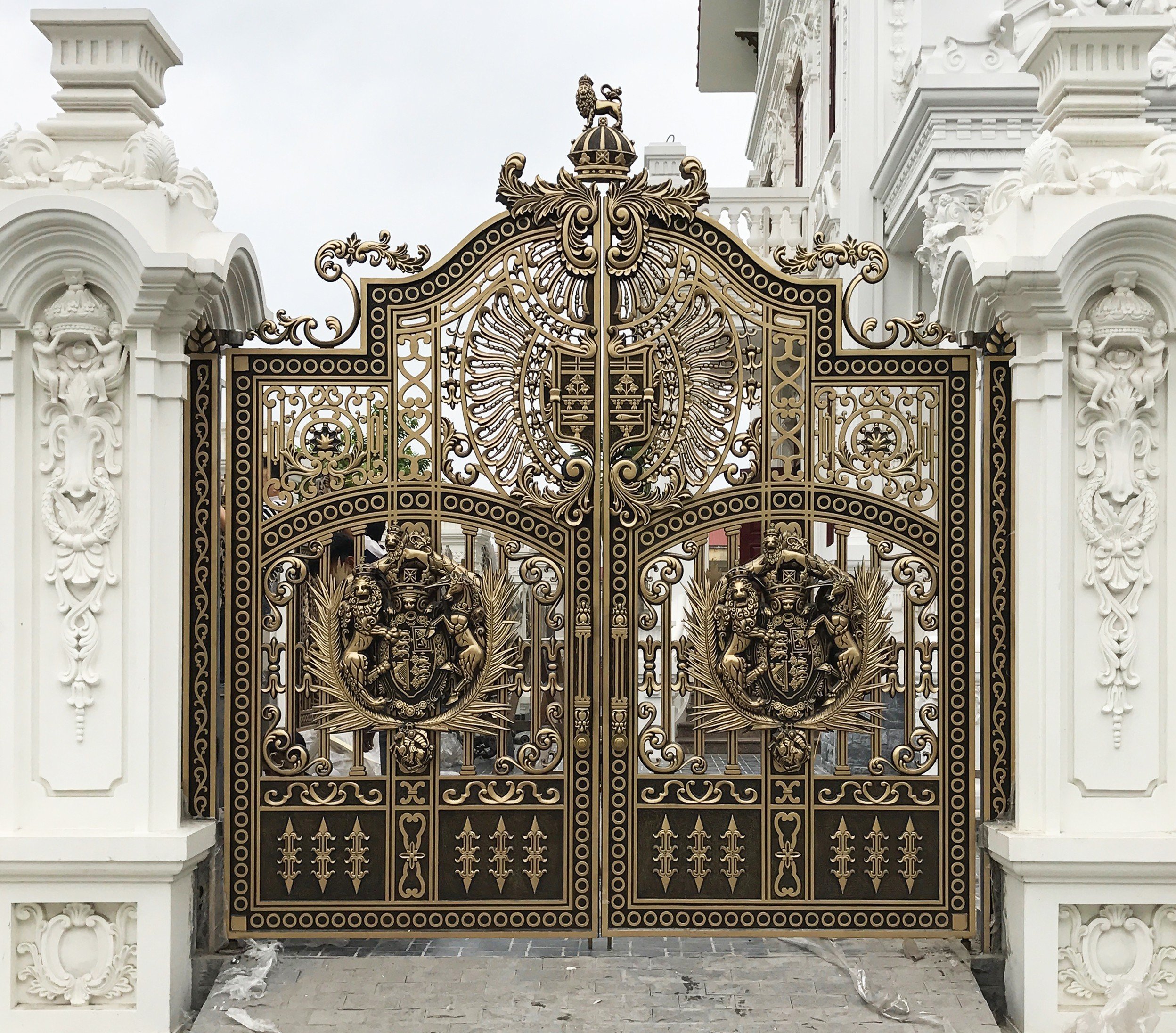 Cổng nhôm đúc - C012
